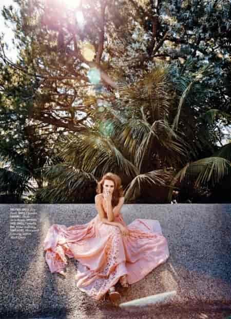 Zoey Deutch Cosmopolitan Magazine February 2016 Photoshoot05