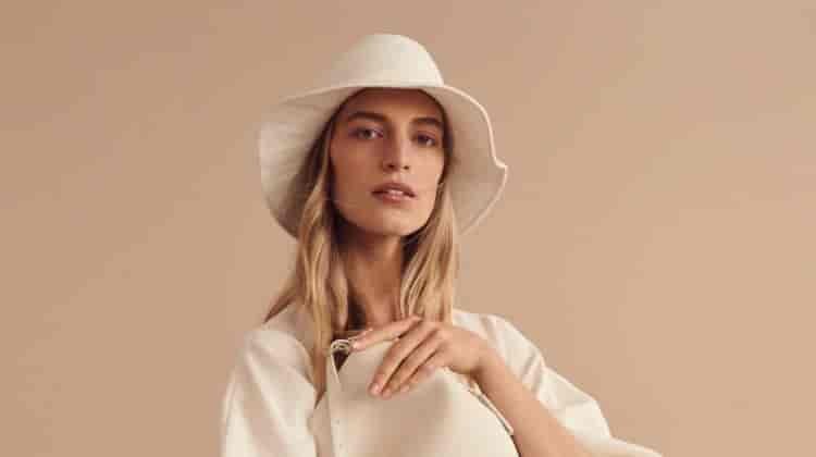 Vanessa Axente Hits the Studio in Oroton’s Latest Campaign