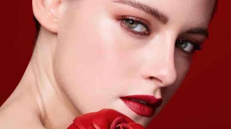 Kristen Stewart Fronts Chanel Rouge Allure Camelia Campaign