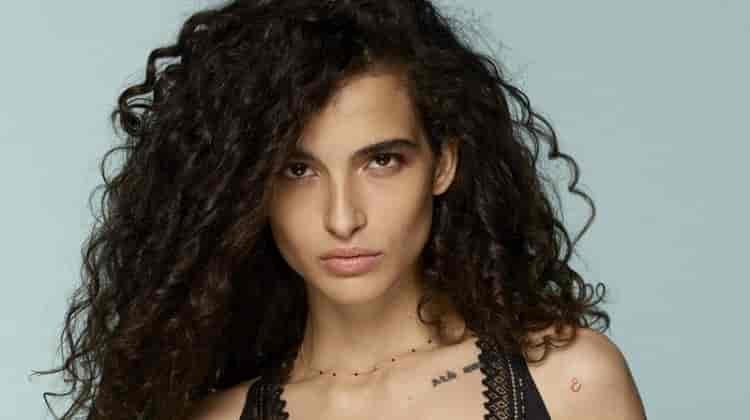 Chiara, Constance, Lena Strip Down for Etam Lingerie Fall 2020