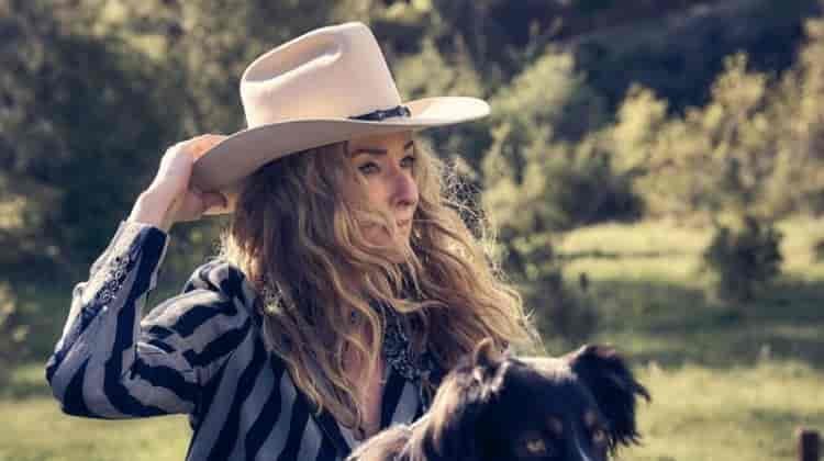 Tatjana Patitz Embraces the Outdoors for M Milenio Magazine