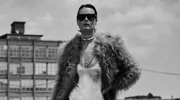 Shalom Harlow Turns Up the Glam Factor for Harper’s Bazaar Spain