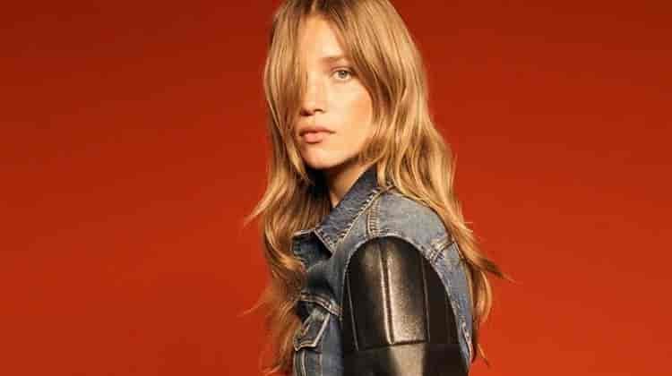 Rebecca Leigh & Maty Strike a Pose in Tod’s Pre-Fall 2022 Campaign