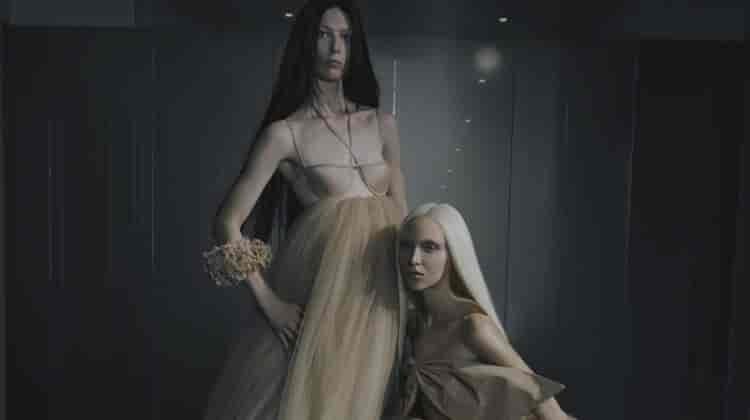 Vera Wang Haute Wedding 2023 Collection Brings the Drama