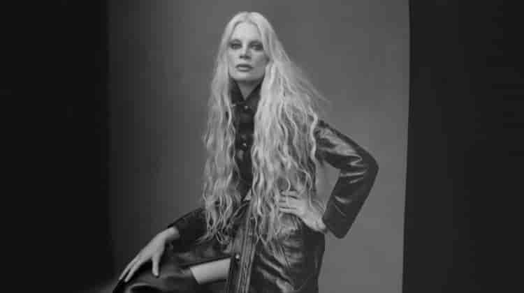 Kristen McMenamy Impresses in AMI Paris Spring 2023 Campaign