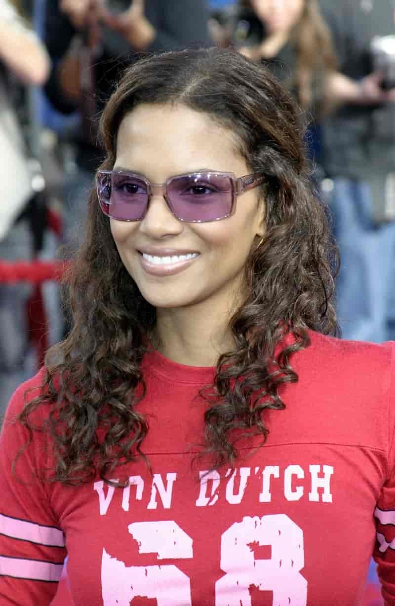 Halle Berry Colored Sunglasses 2000s Fashion