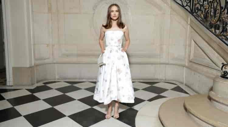 Natalie Portman’s Paris Style: Her Enchanting Dior Looks