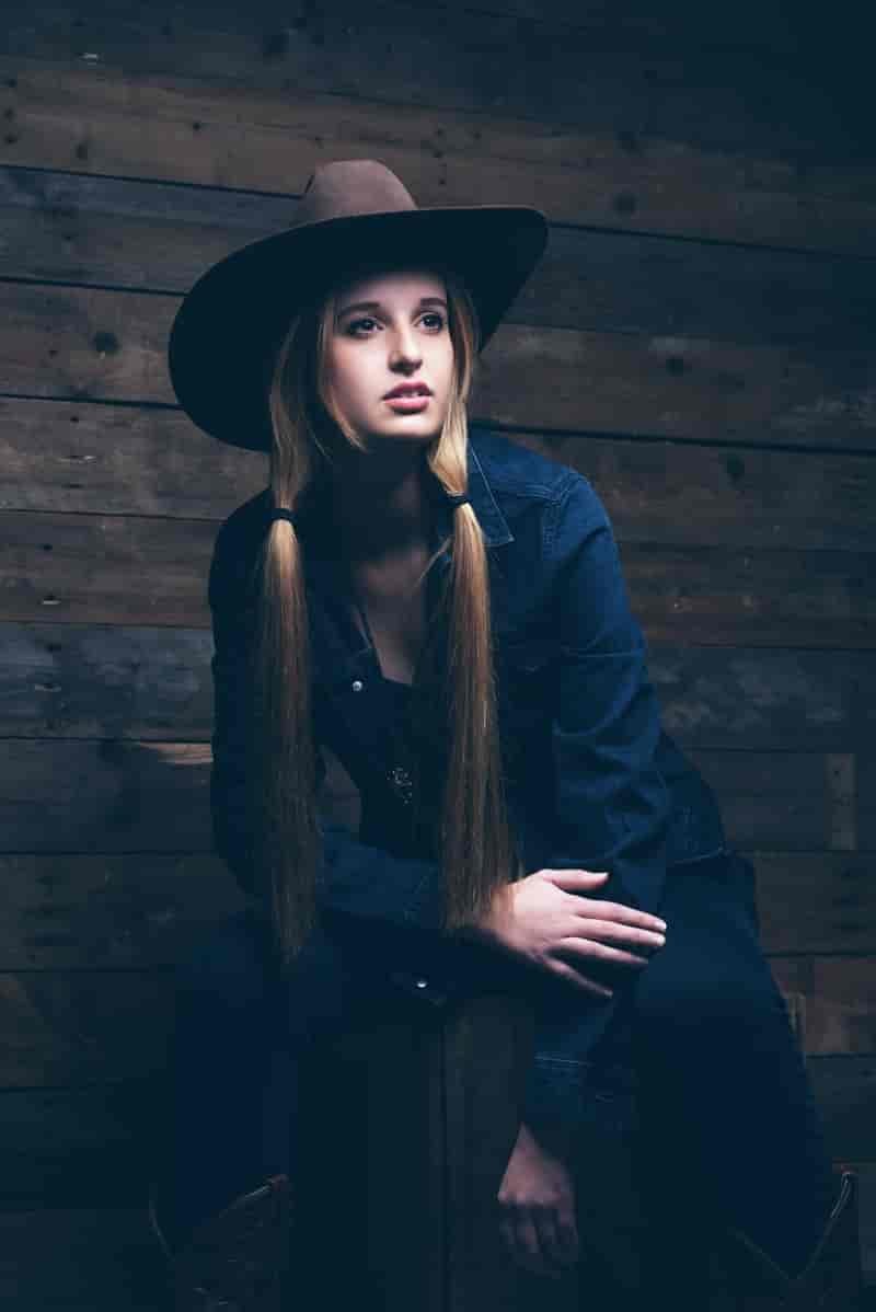 Jeans Look How Wear Cowboy Hat