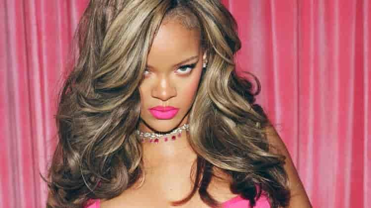 Rihanna is Valentine’s Day Glam with Savage X Fenty Lingerie