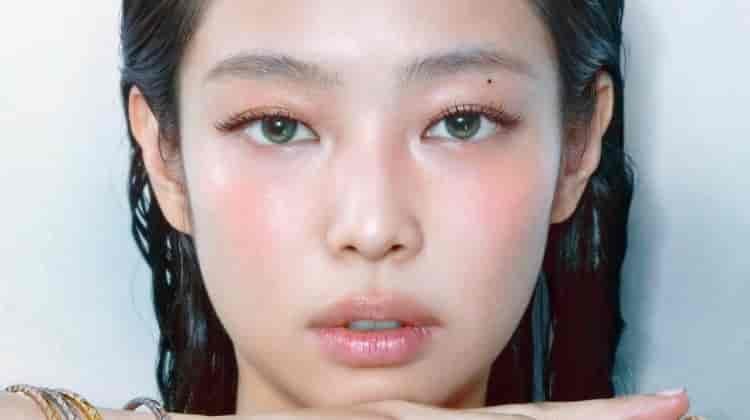 Blackpink’s Jennie Gets Her Closeup on Vogue Korea Cover