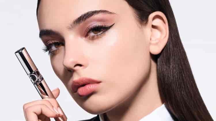 Deva Cassel’s Eye-Catching Dior Makeup Looks