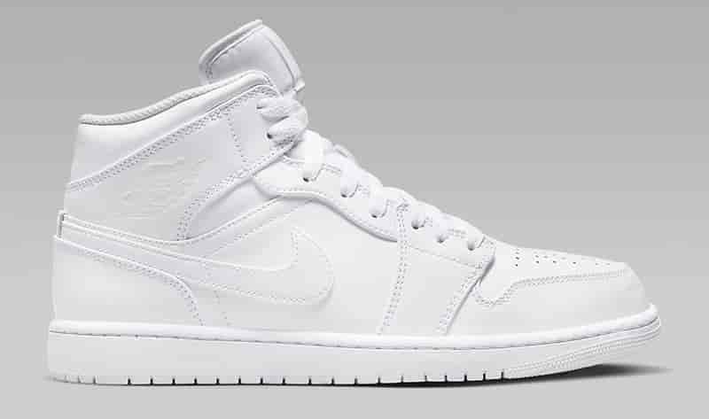 White Sneakers Air Jordan