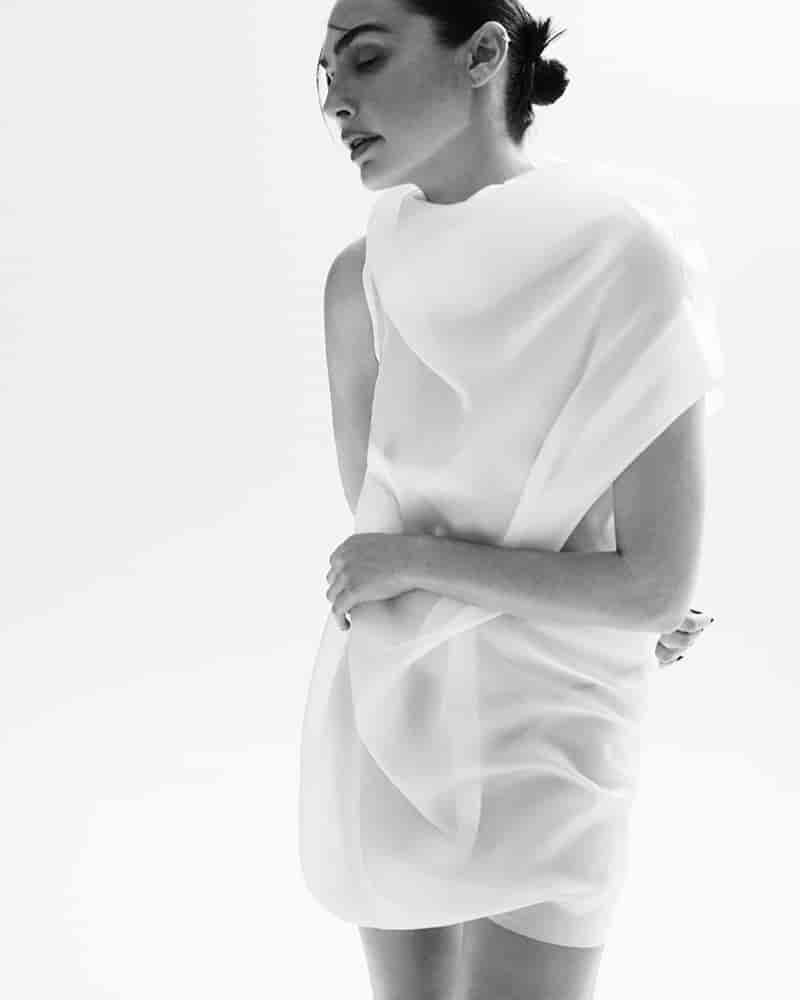 Gal Gadot. Photo: Harper's Bazaar Spain / David Roemer