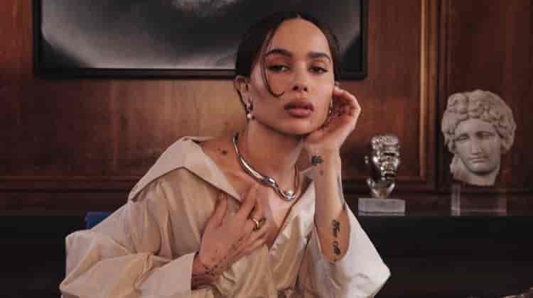 Zoe Kravitz Is All Business in Jessica McCormack Jewelry