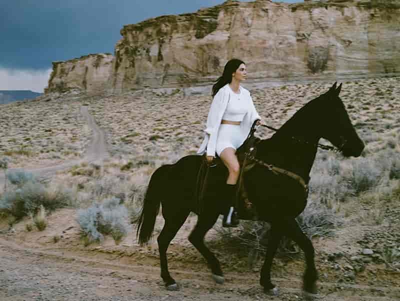 Kendall jenner alo fall 2025 campaign07