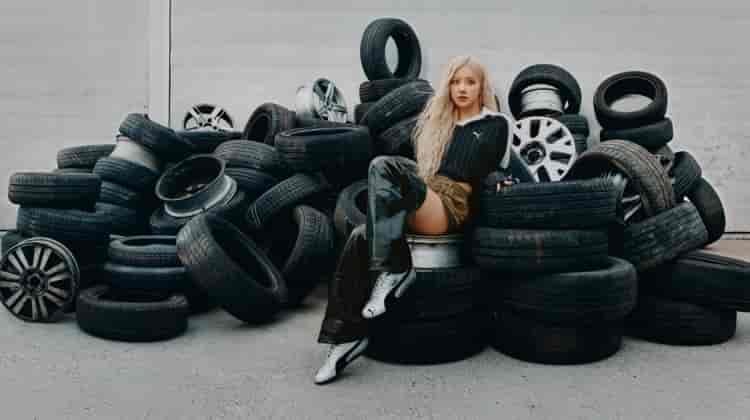 Rosé Just Put PUMA’s Silver Speedcat Front & Center