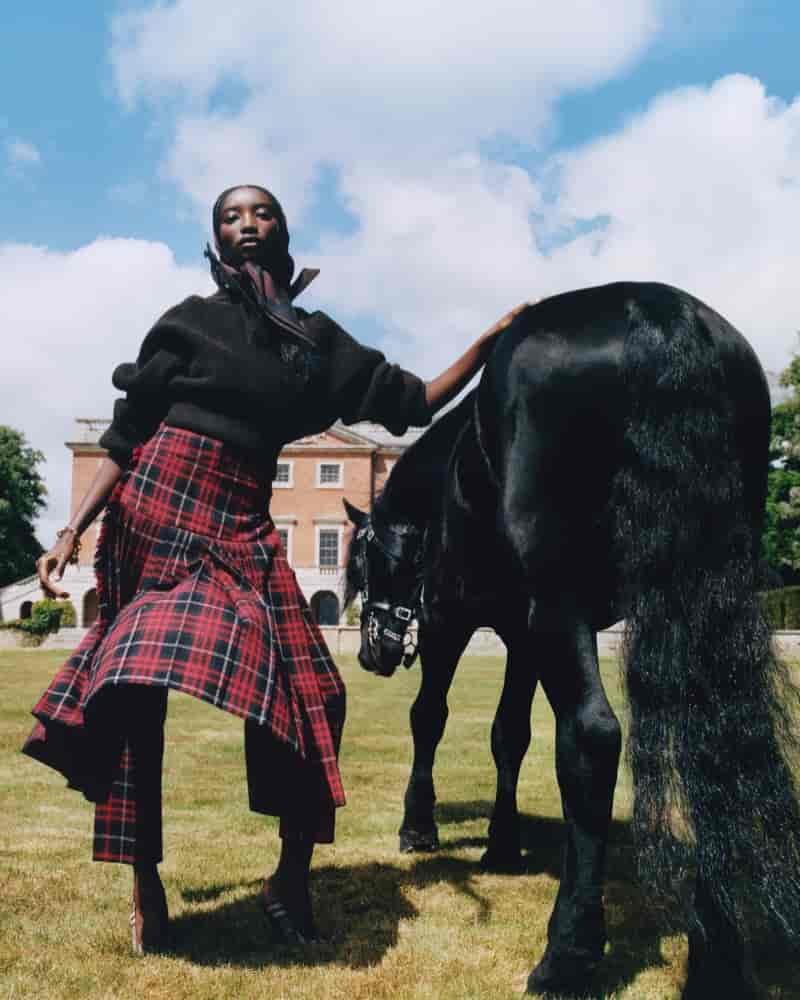 Burberry winter 2025 campaign02