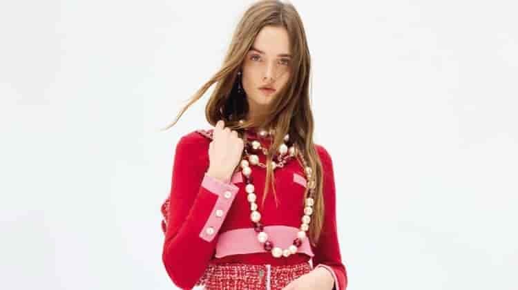 See Lulu Tenney in Chanel’s Fall 2025 Fashion Collection
