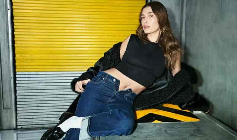 Hailey bieber dkny fall 2025 ad04