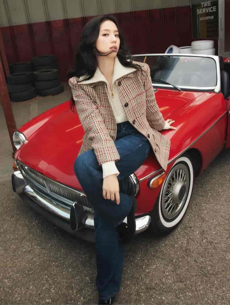 Jisoo tommy hilfiger fall 2025 campaign04