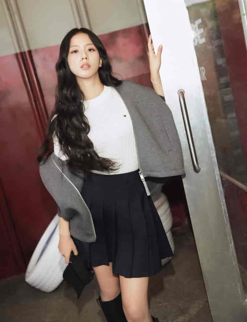Jisoo tommy hilfiger fall 2025 campaign10