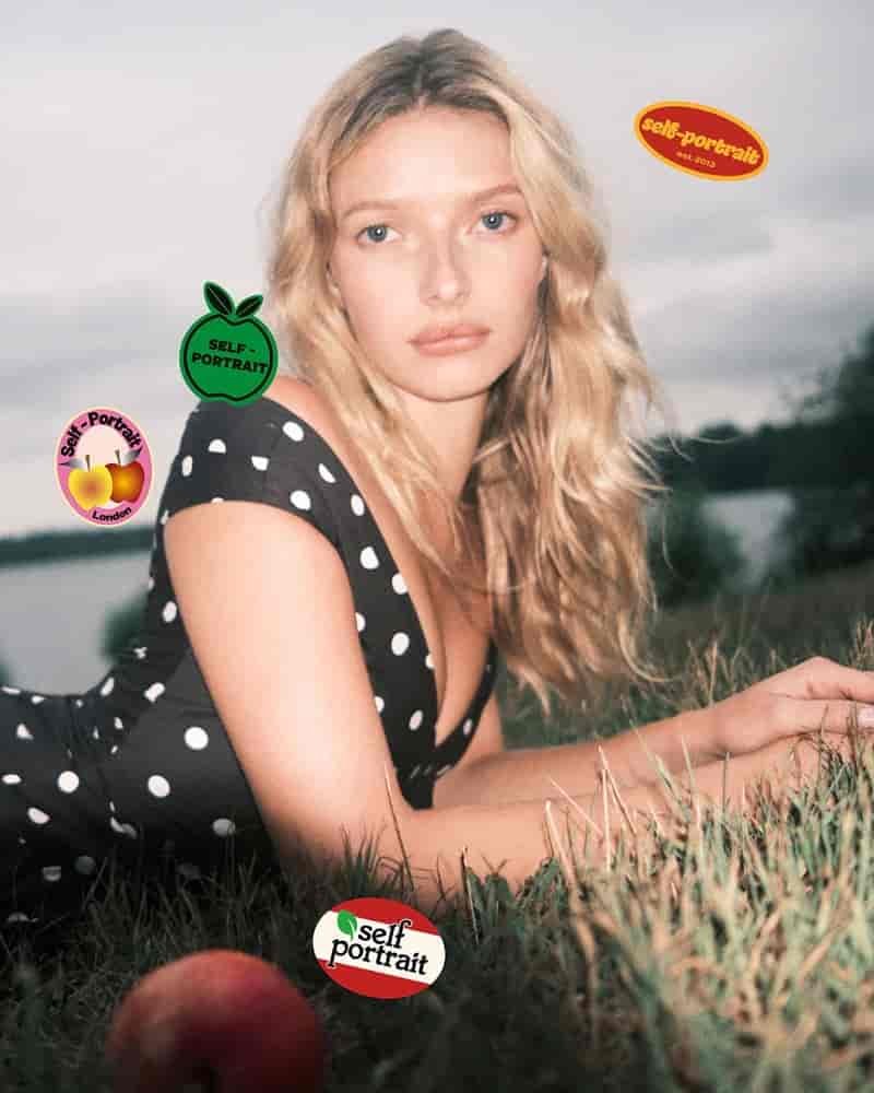 Apple martin self portrait 2025 fall ad09