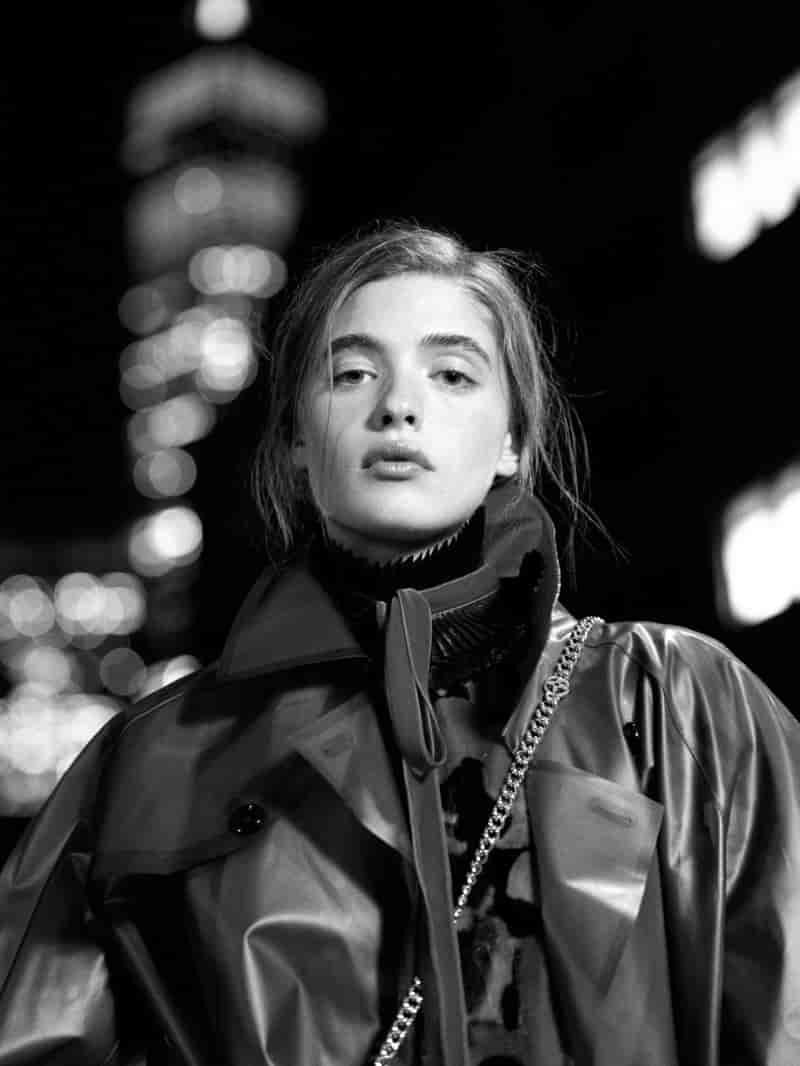 Carissa mitchell numero editorial01