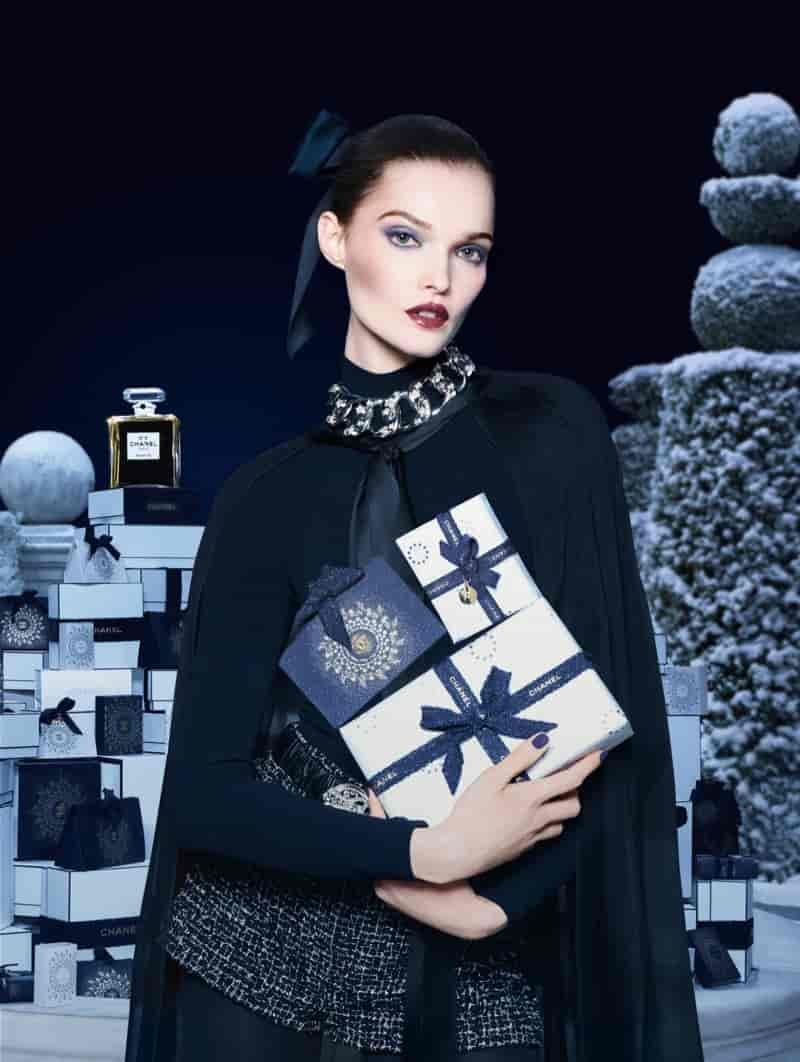Chanel beauty holiday 2025 campaign10