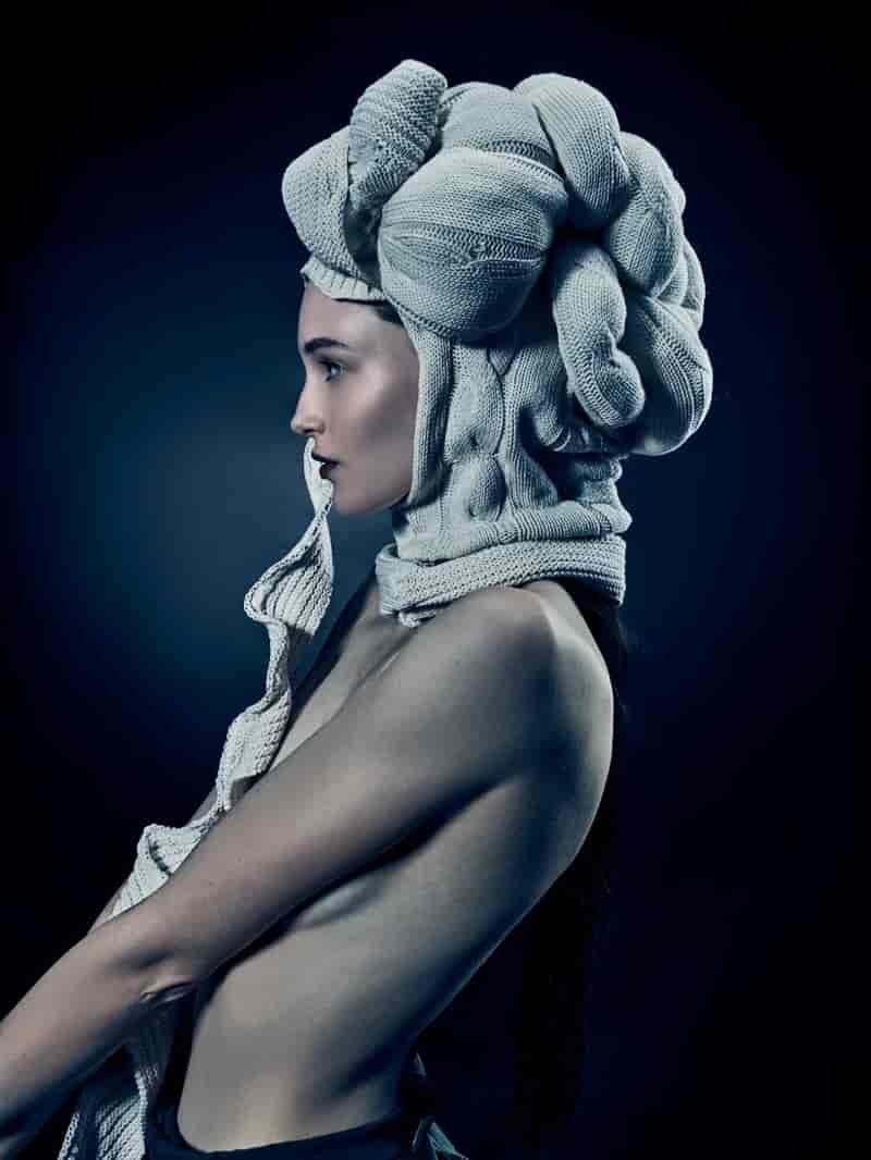 Daniela kaszturova editorial09