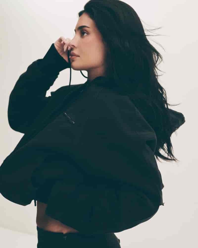 Kylie jenner khy canvas collection04