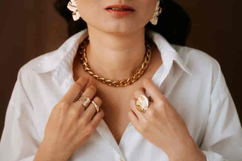 Maximalist jewelry