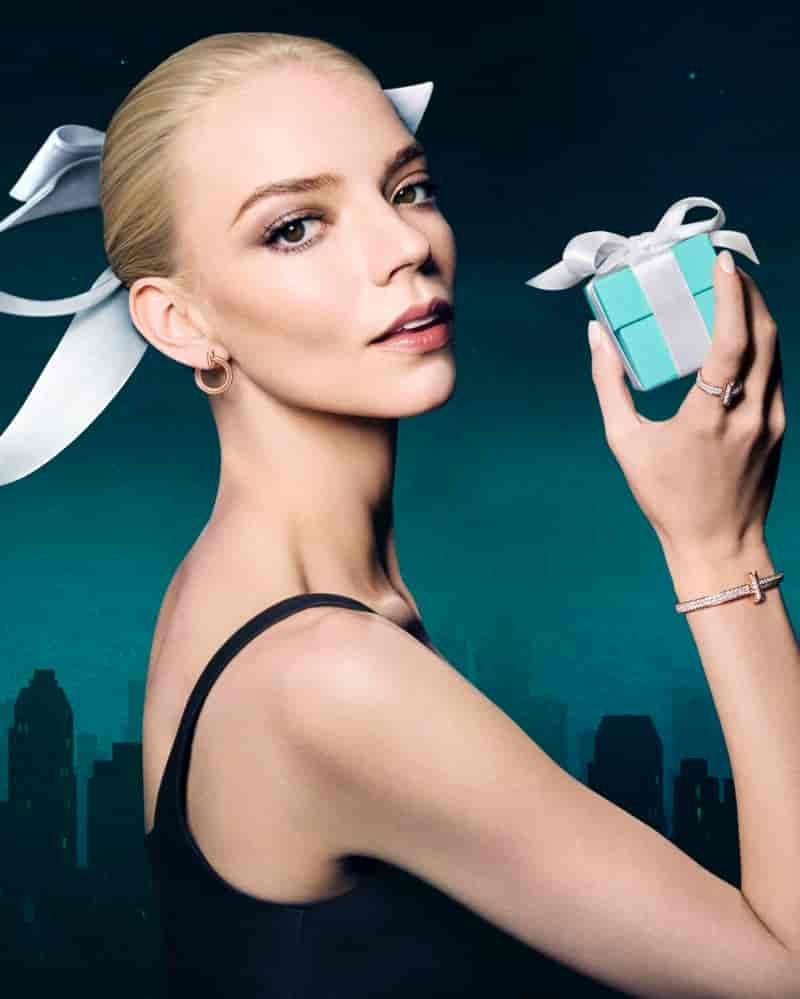 Anya Taylor-Joy stars in Tiffany & Co. Holiday 2025 campaign.