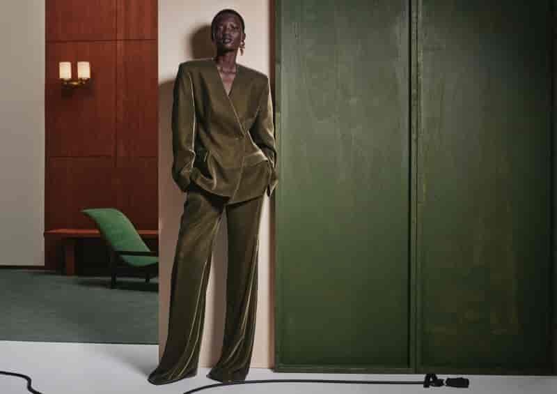 H&M unveils Holiday 2025 collection.