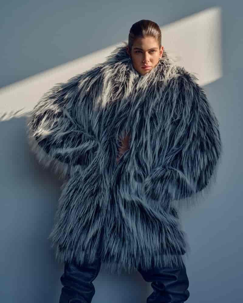 Anthi Fakidari Harpers Bazaar Greece04