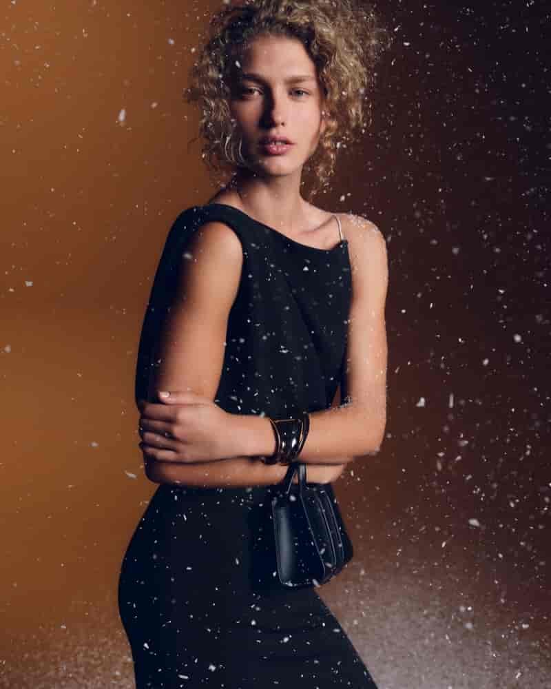 Max Mara Holiday 2025 Campaign02