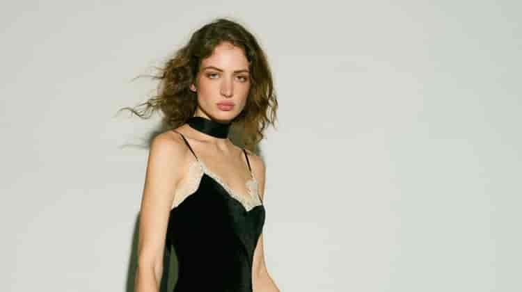 Reformation’s Velvet Pieces Are Stealing Every Winter Invite