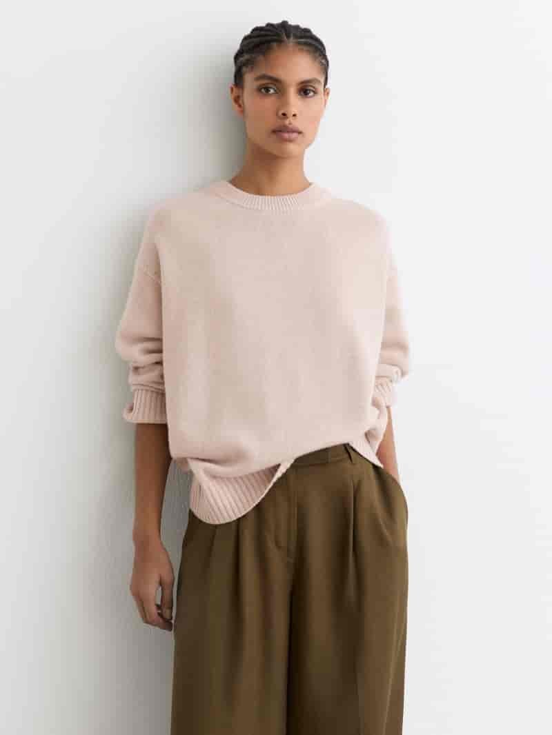 Reiss Ella Wool-Cashmere Crew Neck Sweater $225